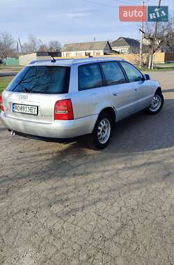 Універсал Audi A4 2001 в 