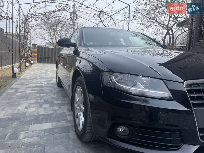 Универсал Audi A4 2011 в Умани