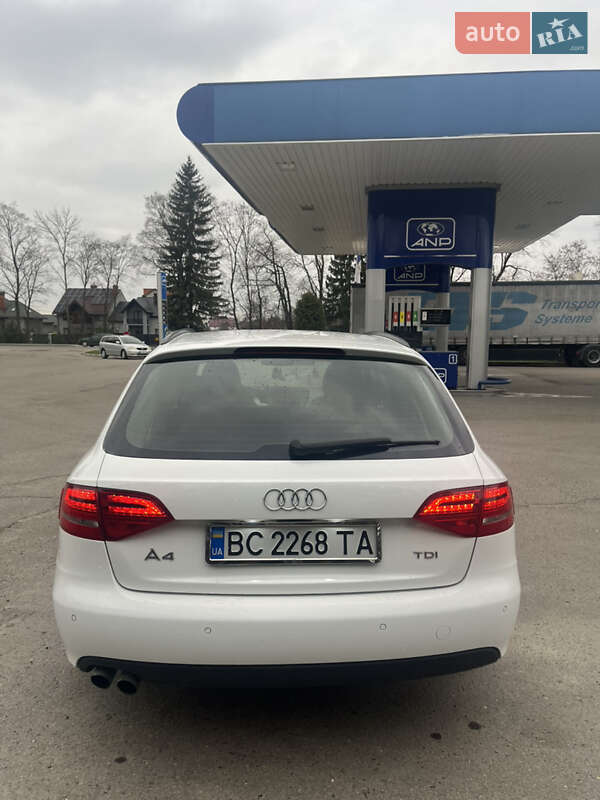Універсал Audi A4 2011 в Самборі