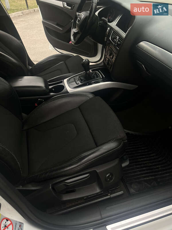 Універсал Audi A4 2011 в Самборі
