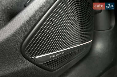 Седан Audi A4 2017 в 