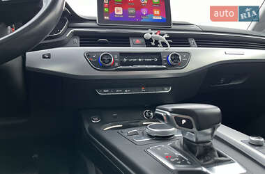 Седан Audi A4 2017 в 