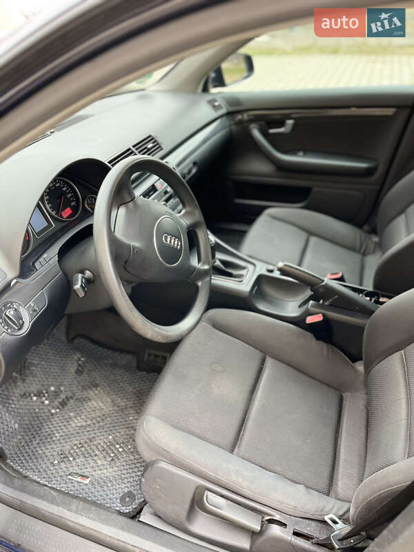 Седан Audi A4 2004 в Хмельницком