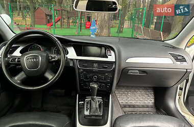 Седан Audi A4 2009 в 