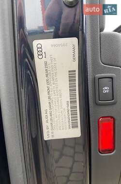 Седан Audi A4 2016 в 