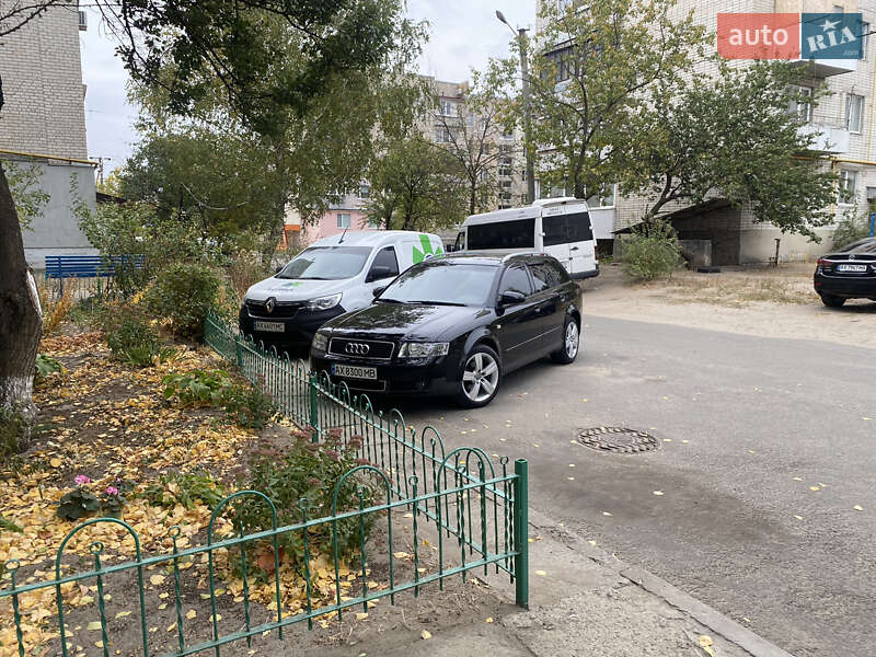 Універсал Audi A4 2003 в Зміїві