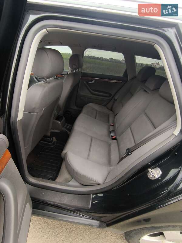 Универсал Audi A4 2004 в Великодолинском