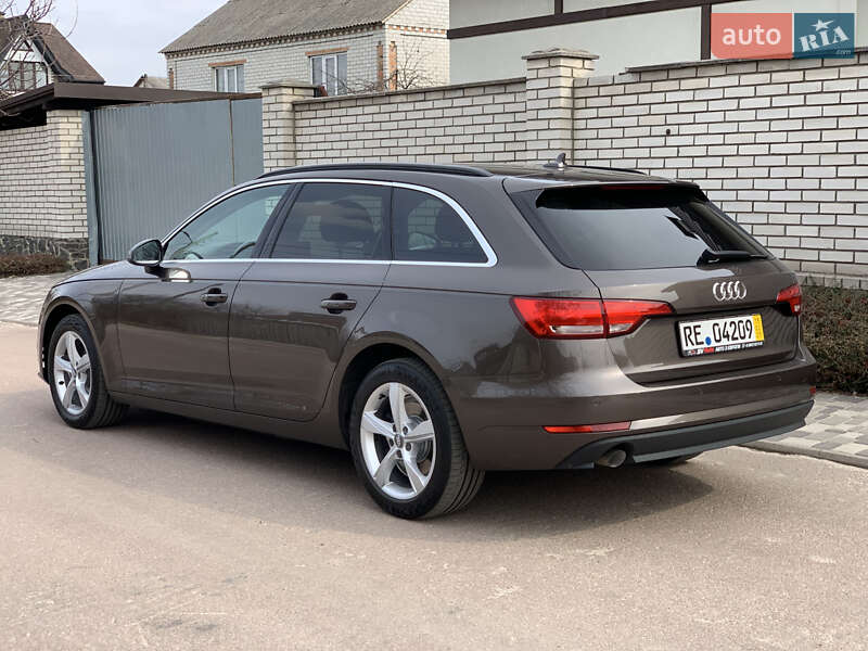 Универсал Audi A4 2018 в Житомире