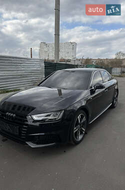 Седан Audi A4 2017 в 