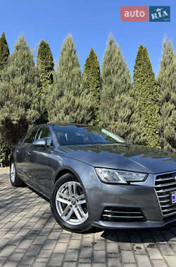 Седан Audi A4 2016 в 