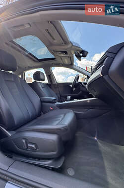 Седан Audi A4 2016 в 