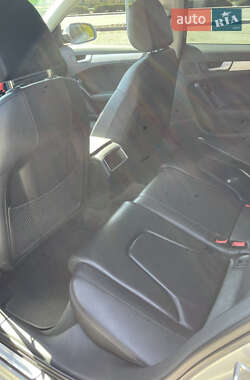 Седан Audi A4 2013 в 