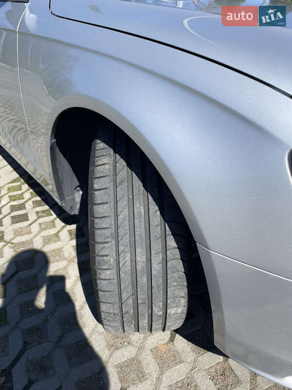 Седан Audi A4 2013 в Харькове