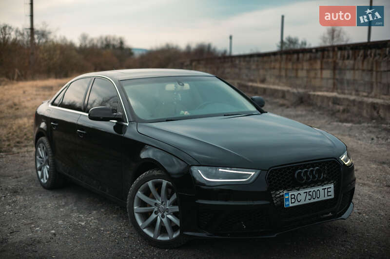 Седан Audi A4 2013 в Золочеве