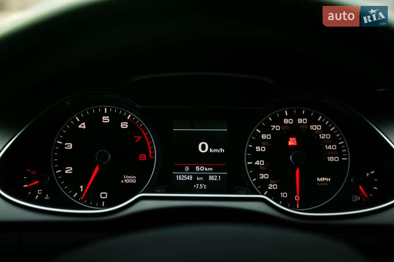 Седан Audi A4 2013 в Золочеве