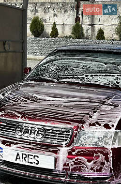 Седан Audi A4 1998 в 