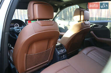 Седан Audi A4 2020 в 