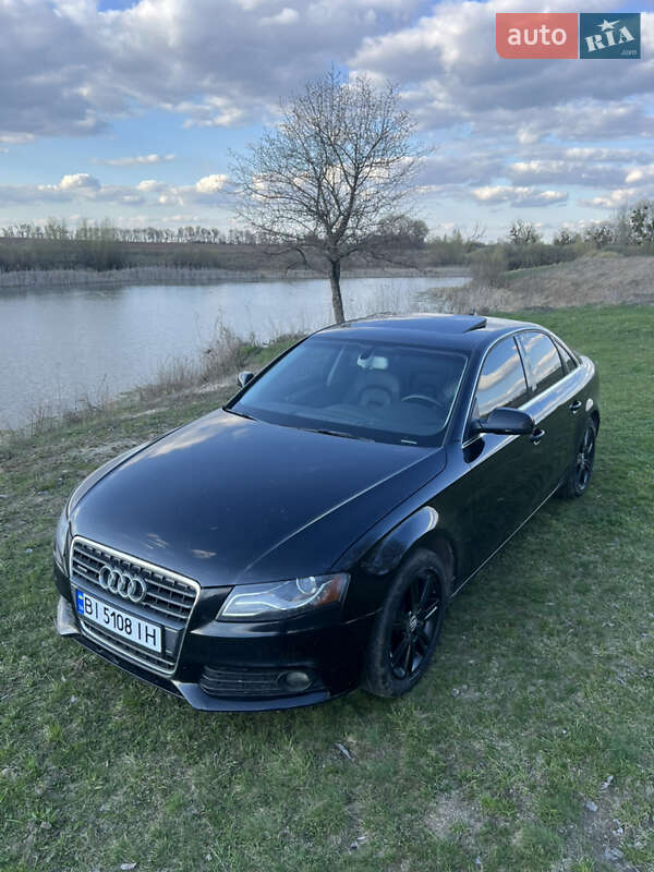 Седан Audi A4 2011 в 