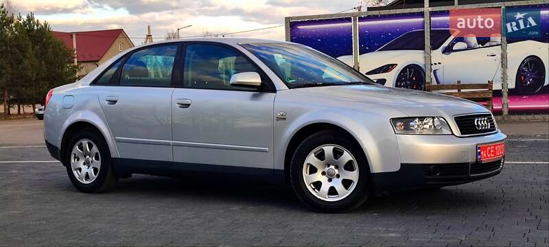 Седан Audi A4 2003 в Самборі