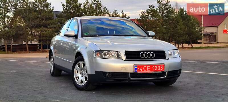 Седан Audi A4 2003 в Самборі