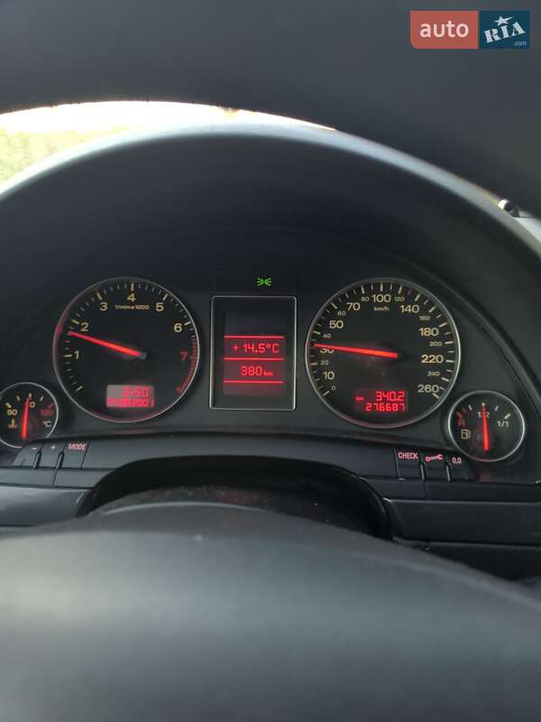 Универсал Audi A4 2002 в Маневичах