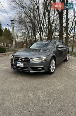 Седан Audi A4 2012 в 