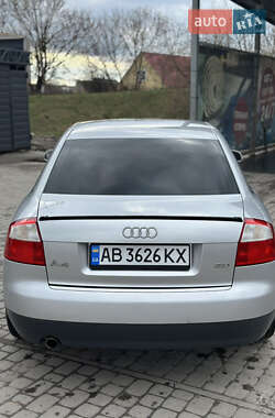 Седан Audi A4 2001 в 