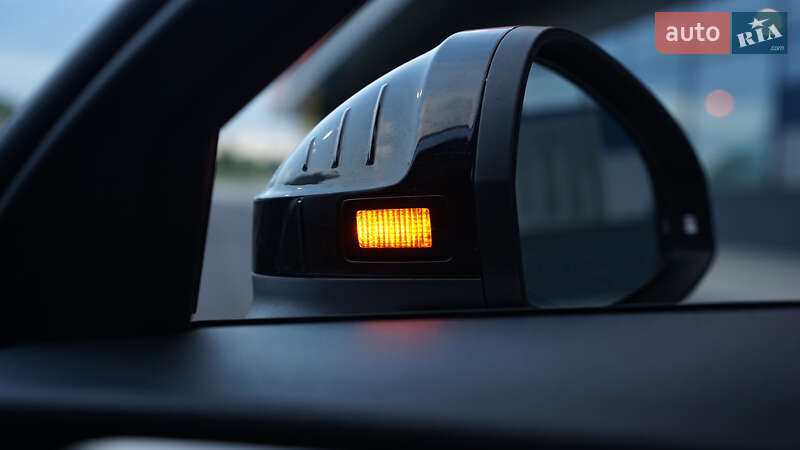 Седан Audi A4 2020 в Львові