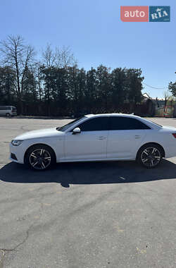 Седан Audi A4 2017 в 