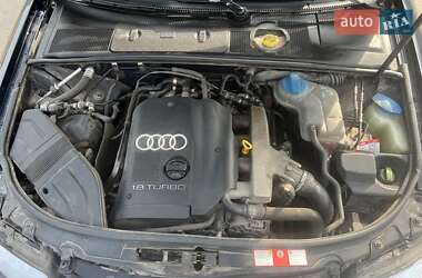 Седан Audi A4 2001 в 