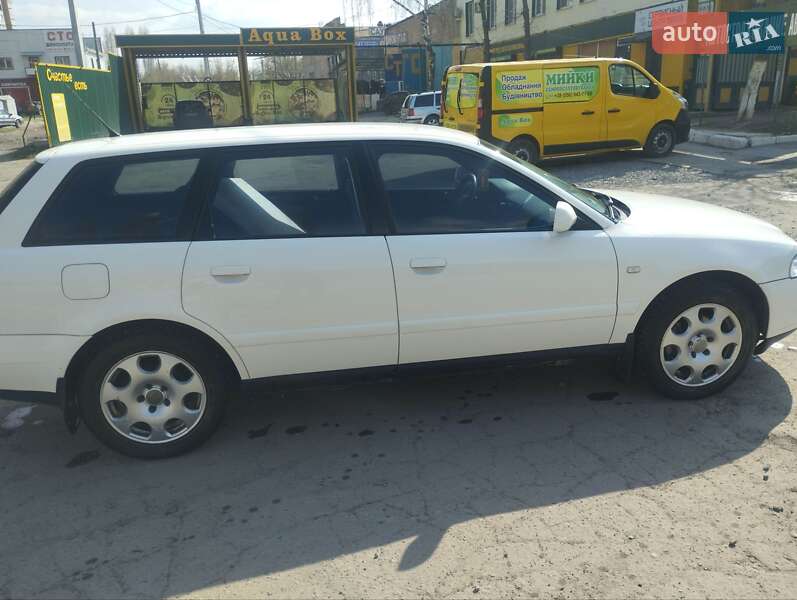 Универсал Audi A4 2001 в Харькове