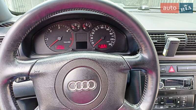 Универсал Audi A4 2001 в Харькове