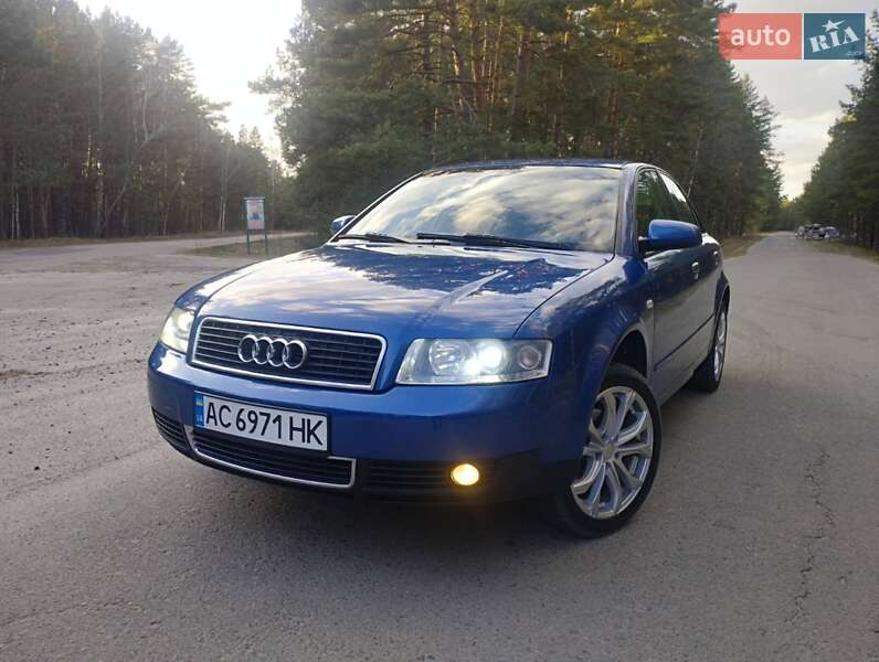 Седан Audi A4 2002 в 