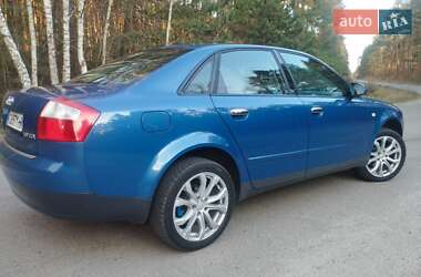 Седан Audi A4 2002 в 