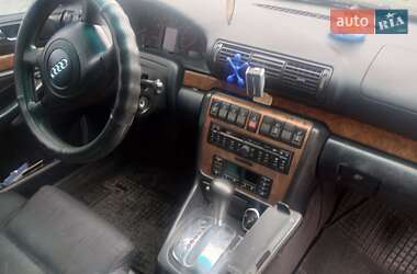 Универсал Audi A4 1998 в 