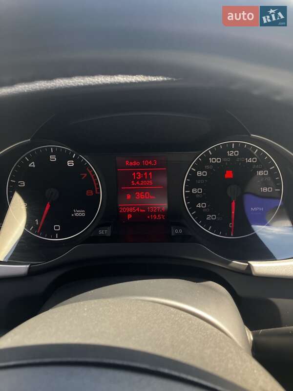 Седан Audi A4 2011 в Светловодске