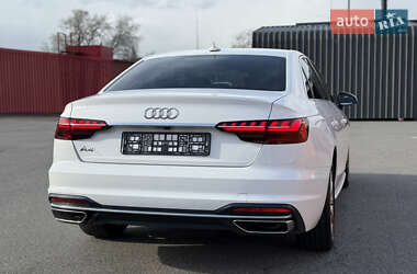 Седан Audi A4 2020 в 
