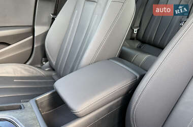 Седан Audi A4 2020 в 