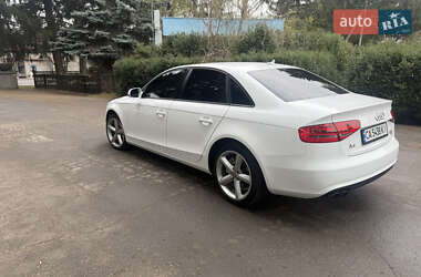 Седан Audi A4 2013 в 