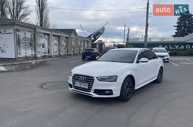 Седан Audi A4 2015 в Черкассах