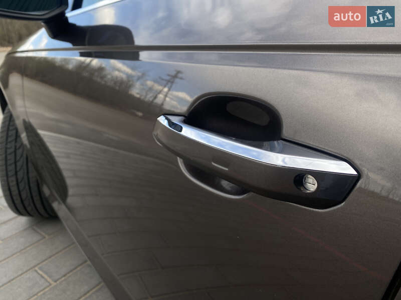 Універсал Audi A4 2016 в Первомайську