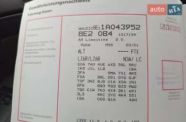 Седан Audi A4 2001 в 