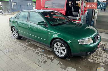 Седан Audi A4 2001 в 