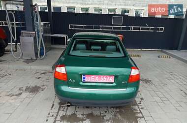 Седан Audi A4 2001 в 