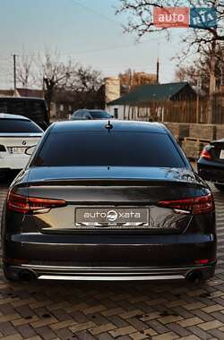 Седан Audi A4 2016 в 