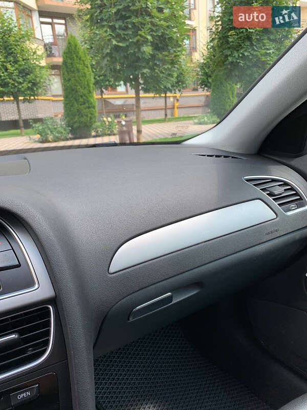 Универсал Audi A4 2014 в Киеве