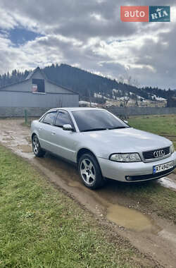 Седан Audi A4 1999 в 