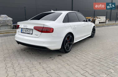 Седан Audi A4 2013 в 
