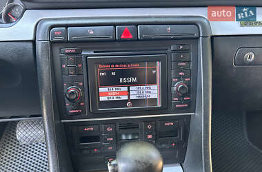 Седан Audi A4 2002 в 