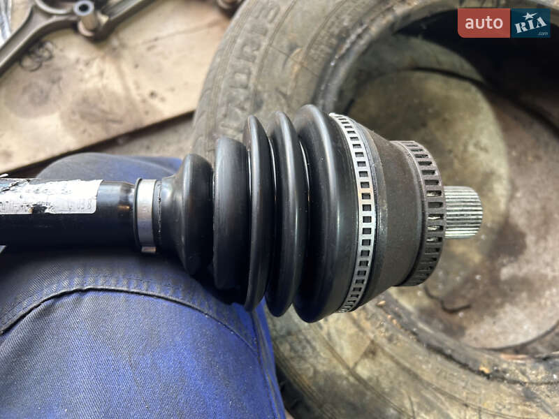 Седан Audi A4 2002 в Одессе